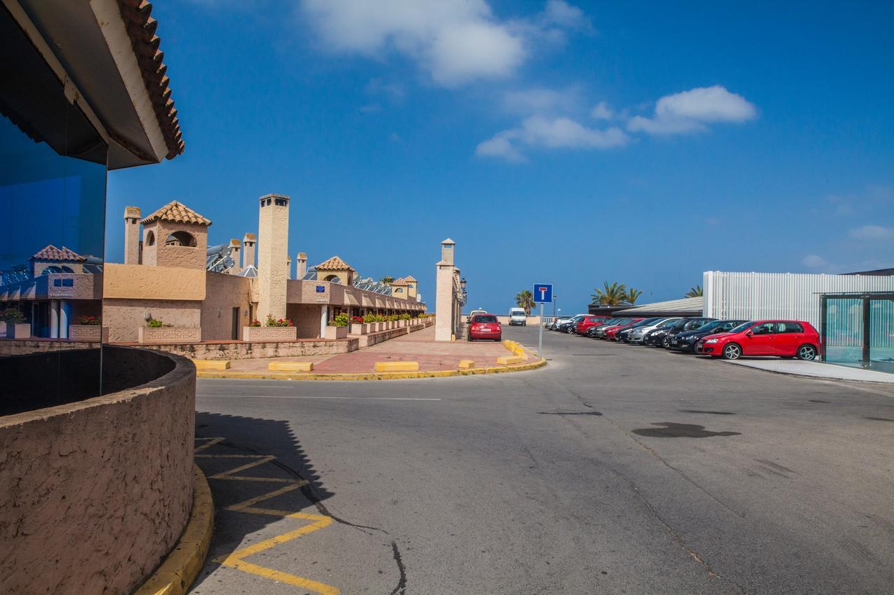 Apartamentos Turisticos Bahia Sur Сан-Фернандо Екстер'єр фото