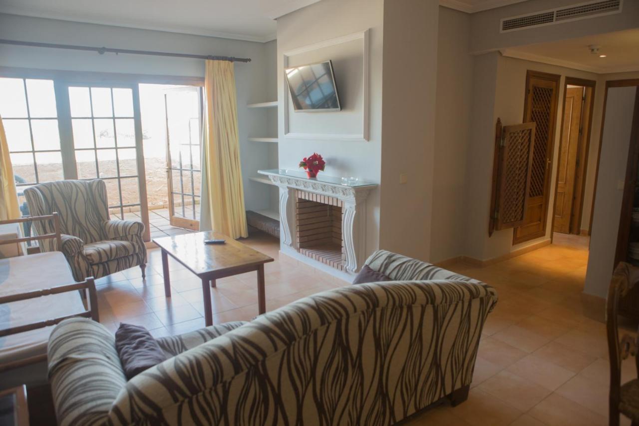 Apartamentos Turisticos Bahia Sur Сан-Фернандо Екстер'єр фото